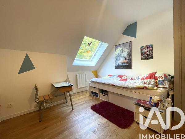 Maison à vendre 9 pièces 190 m² Le Mesnil-Saint-Denis