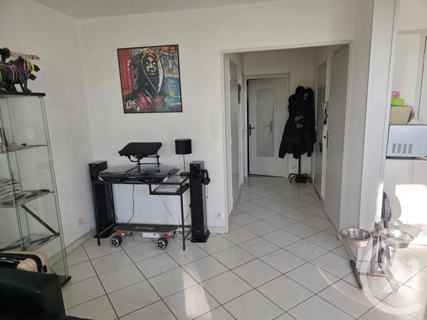 Appartement F2 à vendre  2 pièces - 42 m 2   ST ETIENNE  - 42