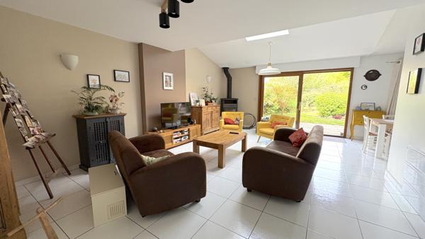 Cysoing (59830) Maison de charme en plein centre de Cysoing - 141m2 habitables