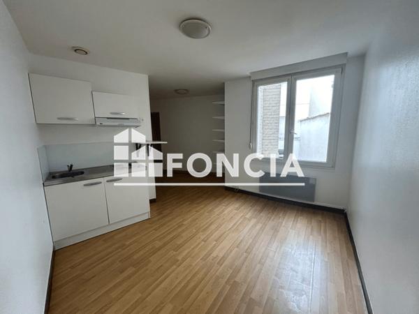 Location Studio 22.44 m² - 56 RUE MARIE CLEMENCE FOURIAUX Reims 51100