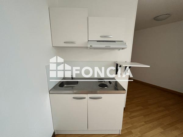 Location Studio 22.44 m² - 56 RUE MARIE CLEMENCE FOURIAUX Reims 51100