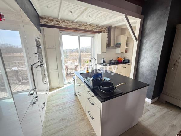 Maison 9 pièces - 193 m²