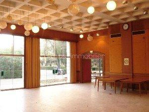 Immeuble de 1 089 m²