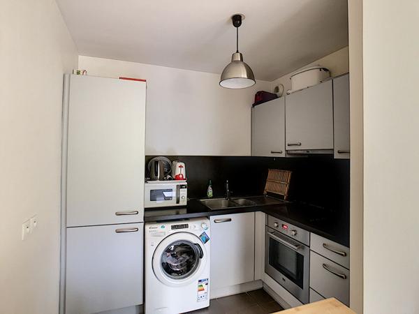 À LOUER ? BEL APPARTEMENT T2 MEUBLÉ DE 51 M² AVEC PARKING SÉCURISÉ ? ROUBAIX