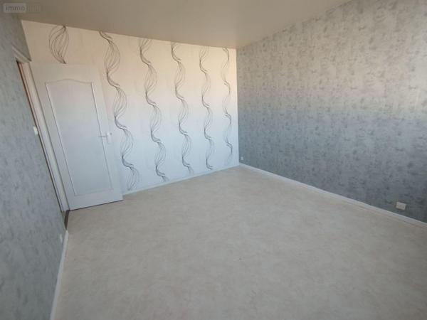 Appartement à vendre à Allonnes dans la Sarthe (72700), ref : PB-1716