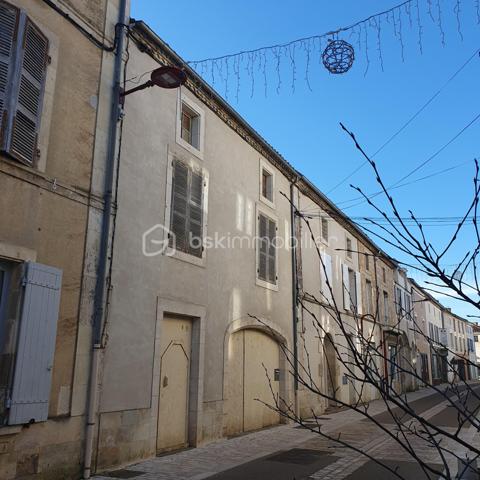 Maison de ville de 195 m²