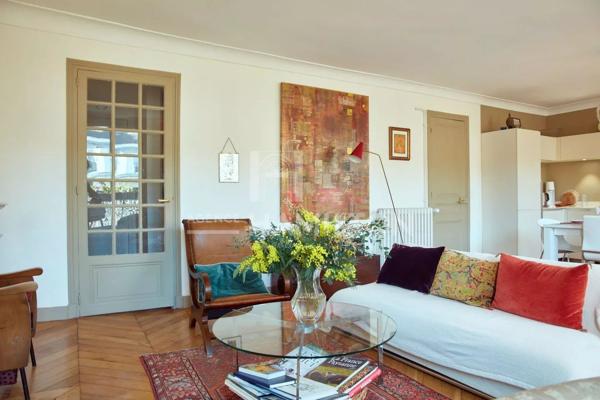 Élégant 3 chambres à Paris – Balcon filant, vue dégagée et charm Paris