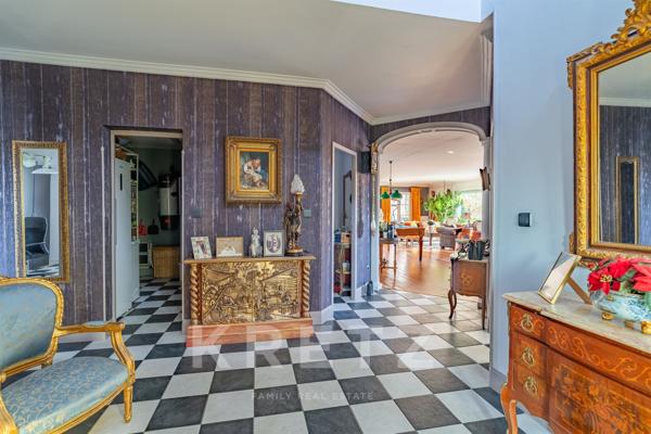 Villa style Louisiane avec lac privé