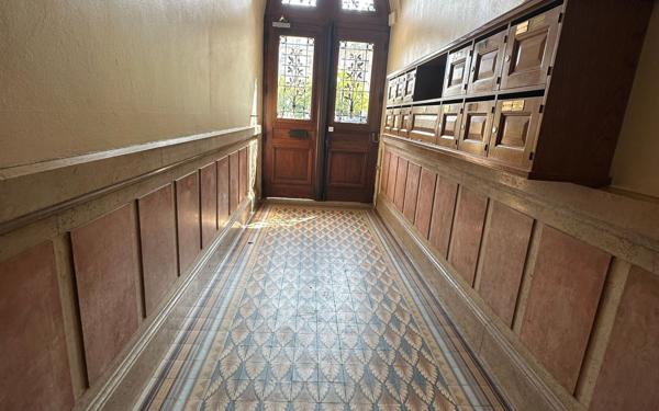 Appartement à vendre    4 pièces • 122 m2 Grenoble