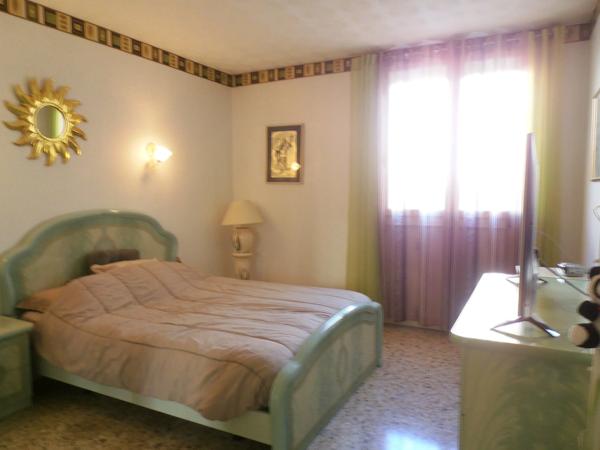 13010 Marseille Type 4 en RDJ