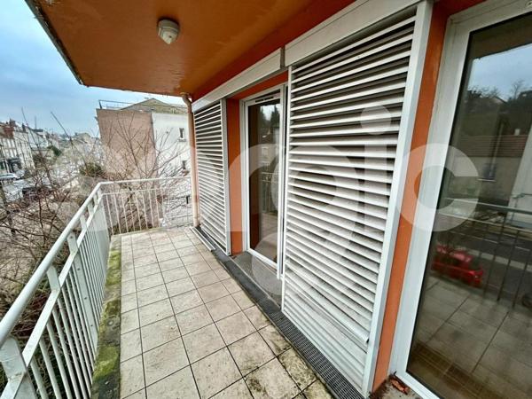 Location 3 Pieces 85 91100 Corbeil Essonnes 67 0072 01 0011