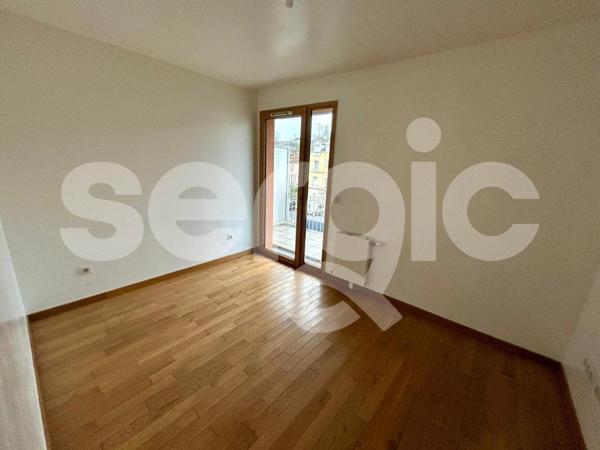 Location 3 Pieces 85 91100 Corbeil Essonnes 67 0072 01 0011