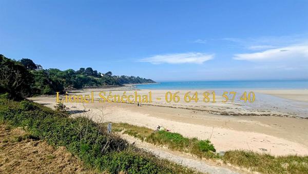 Maison 6 pièces de 58 m2 située dans une impasse au calme Saint Cast le Guildo