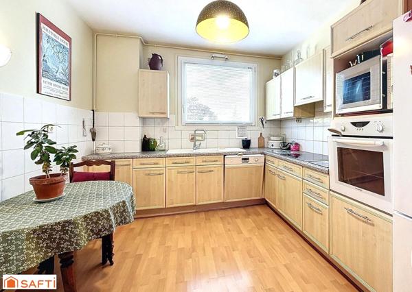 T5 avec balcons et garage