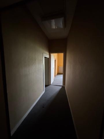 Immeuble de rapport avec local commercial loué, vaste duplex et dépendances – Hyper-centre de Montmorillon