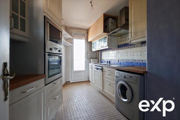 Appartement T4/5 avec vue dégagée – À rénover