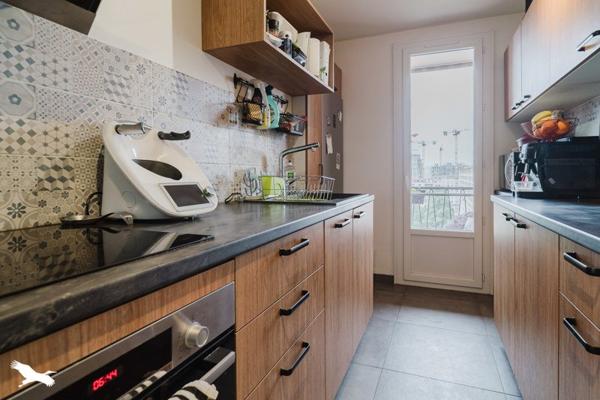 Appartement à vendre 266 333 € Villeurbanne 3 p 63 m² DPE E