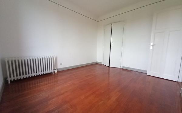 Appartement à louer    4 pièces •  Saint-Vallier