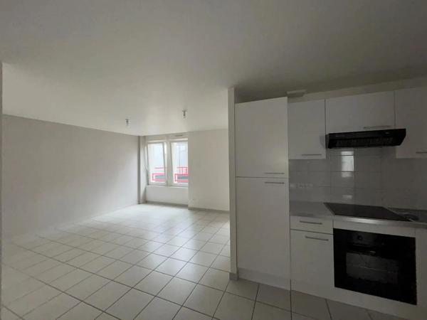 Appartement à louer 3 pièces 61.03m² Sochaux (25600)