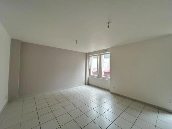 Appartement à louer 3 pièces 61.03m² Sochaux (25600)