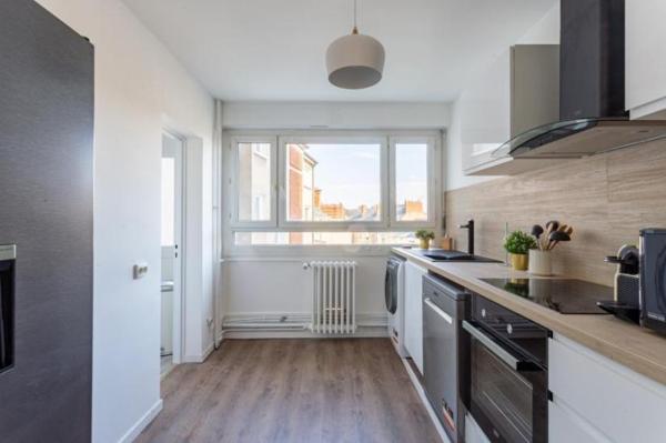 Location - Appartement 5 pièces 84 m 2 LE MANS (72000)