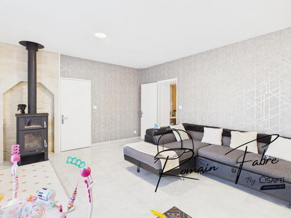 Maison en pierre de 120m2 entièrement rénovée avec garage