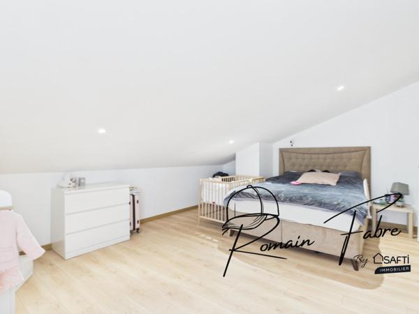 Maison en pierre de 120m2 entièrement rénovée avec garage
