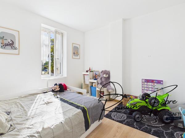 Maison en pierre de 120m2 entièrement rénovée avec garage