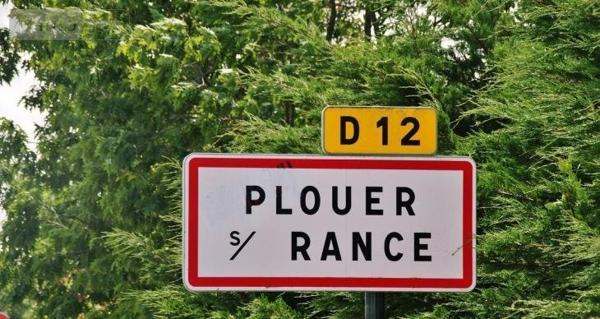 Terrain à Batir à vendre à Plouër-sur-Rance dans les Côtes-d'Armor (22490), ref : 040M1310