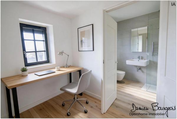 Maison mitoyenne brute avec fort potentiel d'environ 84 m² (110 m2 sol)