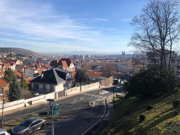 Appartement 2 pièces 50m² à vendre CHAMALIERES 63400 Hauts de Chamalières 179000€ - Micro.immo