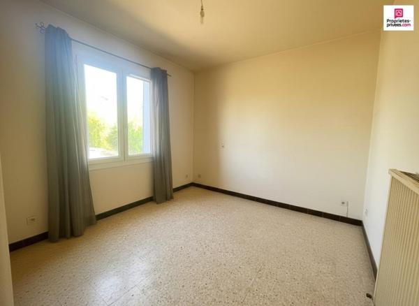 Maison avec garage de 95 m² et jardin