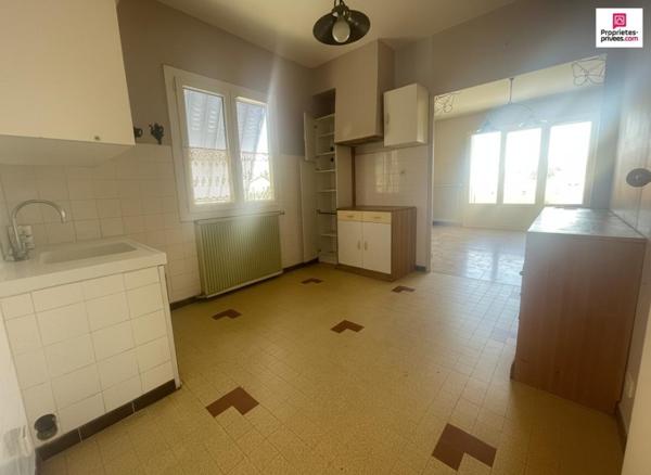 Maison avec garage de 95 m² et jardin