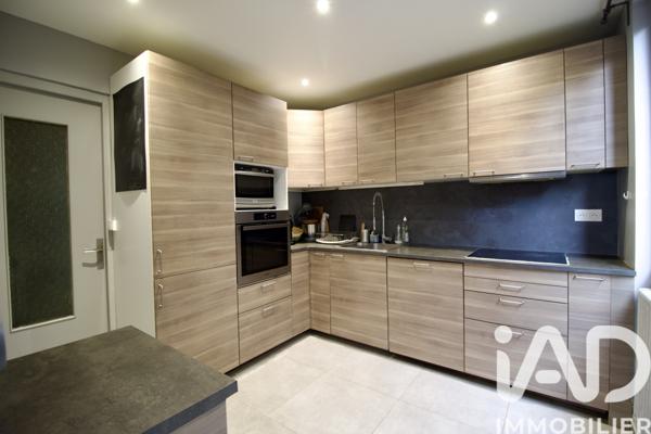 Maison à vendre 5 pièces 104 m² Neuilly-sur-Marne