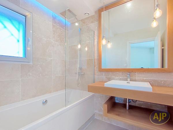 Biens de prestige à vendre Le Teich : maison 719 325€ - AJP ACTEA La Hume
