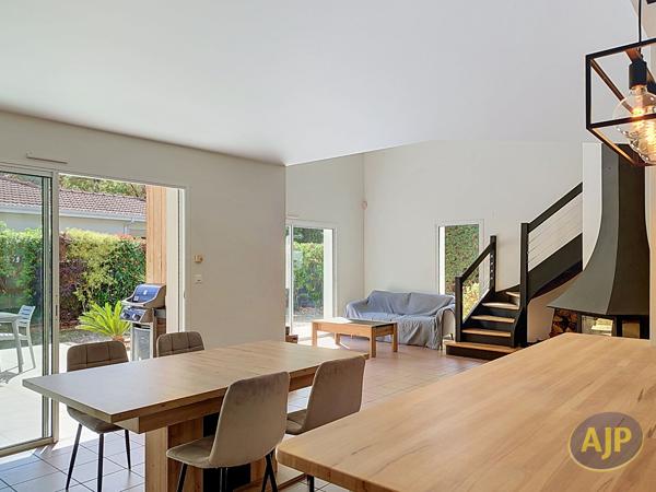 Biens de prestige à vendre Le Teich : maison 719 325€ - AJP ACTEA La Hume