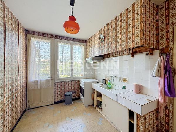 A vendre Maison familiale à DURAN avec 2 846 m² de terrain, garage