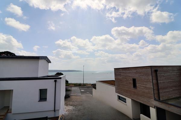 Le Relecq-Kerhuon (29480) LE RELECQ-KERHUON QUARTIER DU MOULIN BLANC MAISON CONTEMPORAINE DE 190 m2 BELLES PRESTATIONS