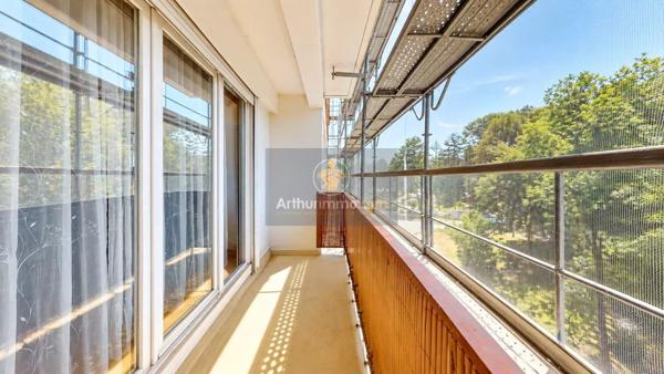 Vente                                                      Appartement
                        
                     5 pièces                      93 m2                     à Verneuil-sur-Seine