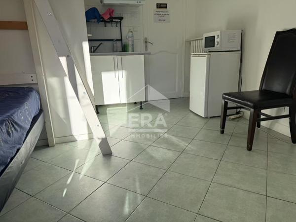 NICE CENTRE Appartement composé des  4 STUDETTES