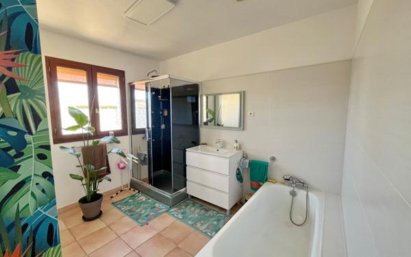 Maison à vendre    4 pièces •  Agde