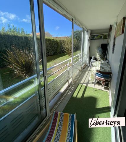 Bel appartement T3 rénové de 75m² avec loggia, Arcachon-Aiguillon.