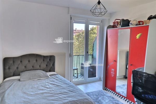 EN EXCLUSIVITE Appartement  4 pièces, refait à neuf  , proche Tram