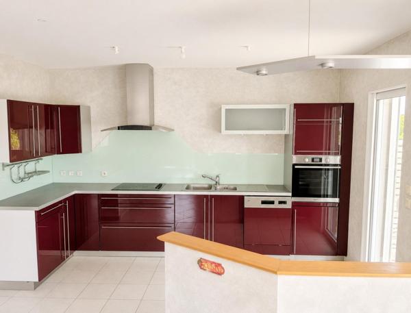 Villa familiale  - 4 chambres - Hors lotissement – Portes-lès-Valence