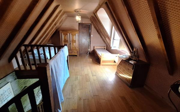 Maison à vendre    9 pièces •  Locquirec