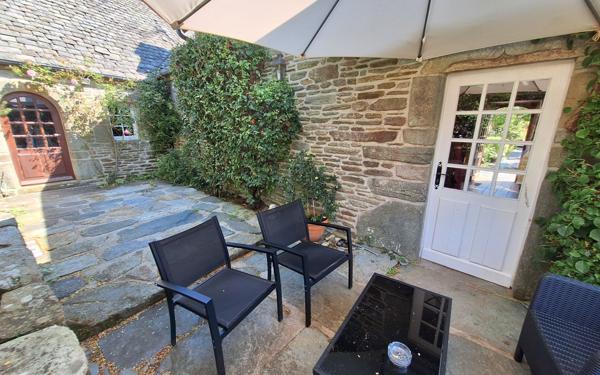 Maison à vendre    9 pièces •  Locquirec