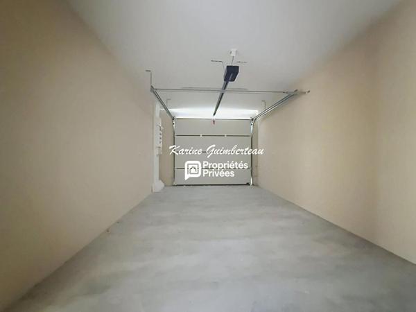 Demeure de prestige neuve avec garage + gite + jardin