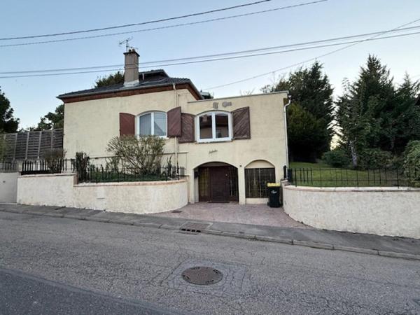Location / Maison à Saint-Nicolas-de-Port (54210)