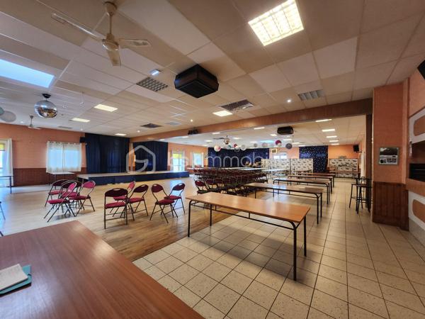 Local commercial de 1 200 m²