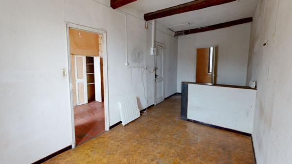 T3 lumineux avec terrasse + grenier aménageable de 28 m²